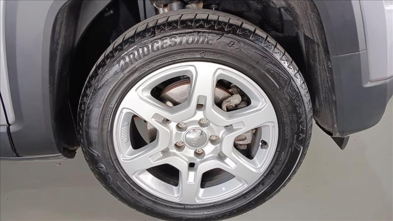  RENEGADE  1.3 T270 Turbo Sport 4