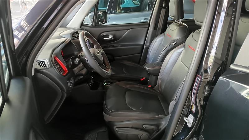  RENEGADE  1.3 T270 Turbo Trailhawk 4X4 6