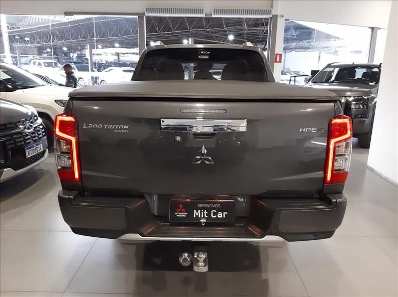  L200 TRITON  2.4 16V Turbo Sport Hpe-s CD 4X4 5