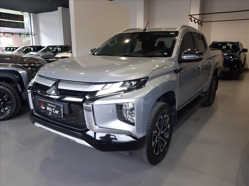  L200 TRITON  2.4 16V Turbo Sport Hpe-s CD 4X4 1