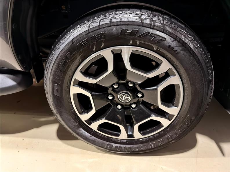 HILUX  2.8 D-4d Turbo CD SRX 4X4 2