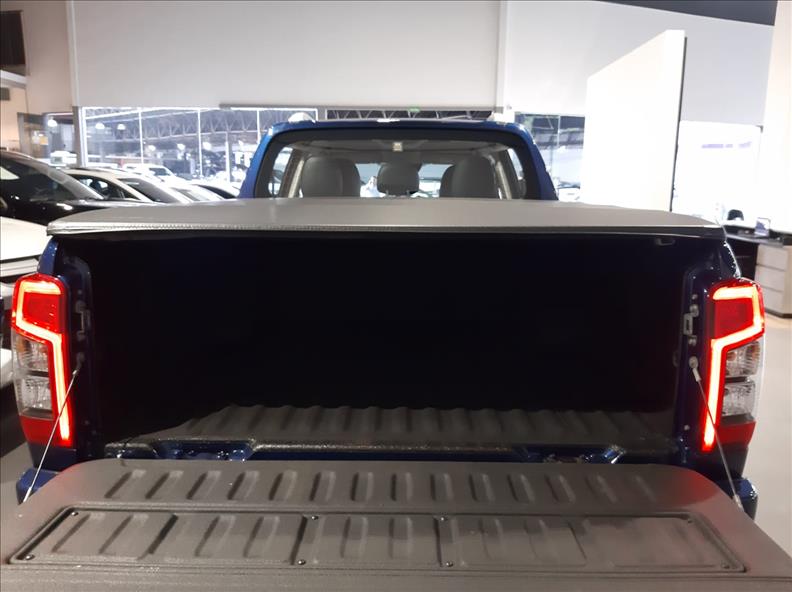  L200 TRITON  2.4 16V Turbo Sport Hpe-s CD 4X4 6