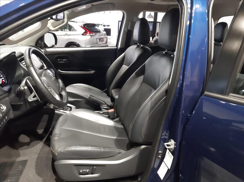  L200 TRITON  2.4 16V Turbo Sport Hpe-s CD 4X4 9