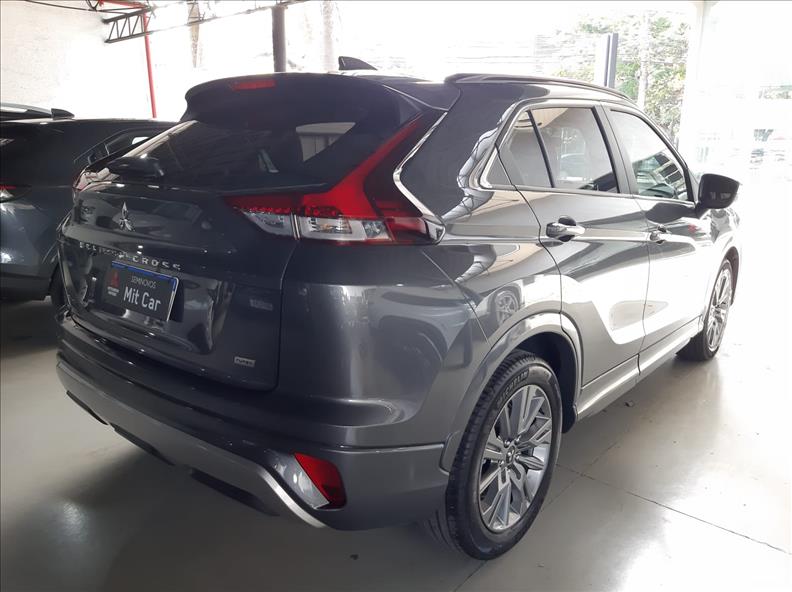  ECLIPSE CROSS  1.5 Mivec Turbo Rush 3