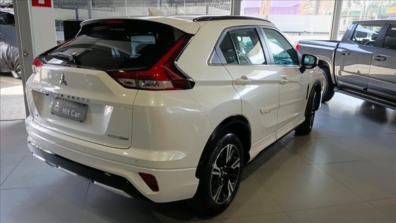  ECLIPSE CROSS  1.5 Mivec Turbo Hpe-s S-awc 3