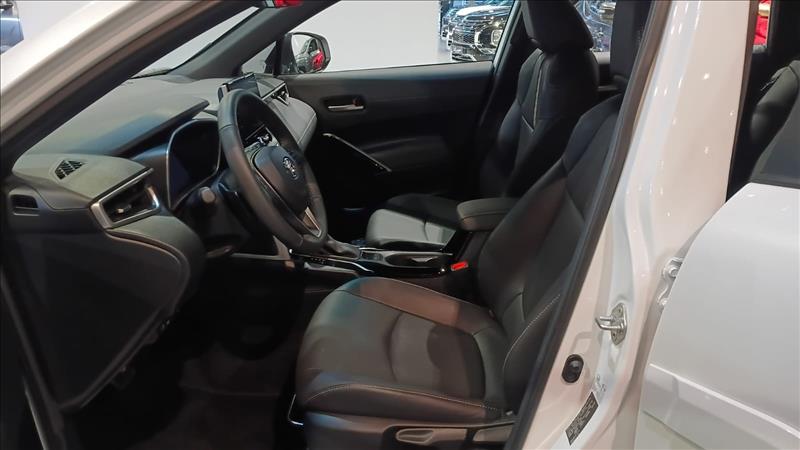  COROLLA CROSS  2.0 Vvt-ie XRE 8
