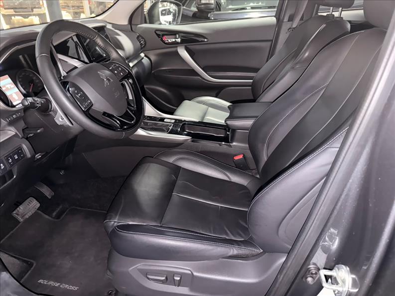  ECLIPSE CROSS  1.5 Mivec Turbo Hpe-s 7