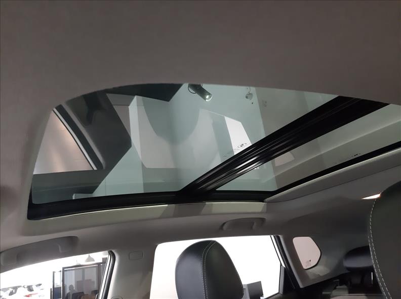 TRACKER  1.2 Turbo Premier 7  TRACKER  1.2 Turbo Premier 7