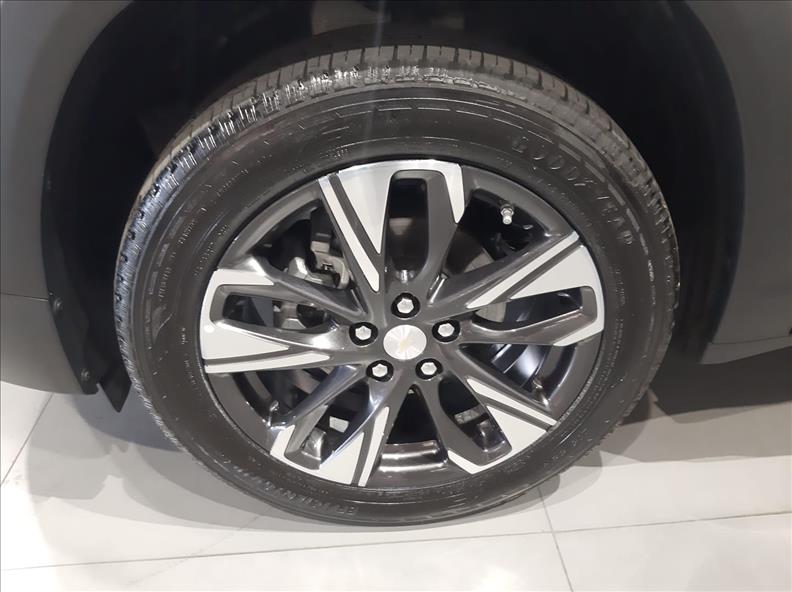 TRACKER  1.2 Turbo Premier 8  TRACKER  1.2 Turbo Premier 8