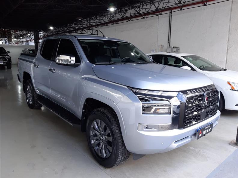  TRITON  2.4 Biturbo CD Hpe-s 4X4 