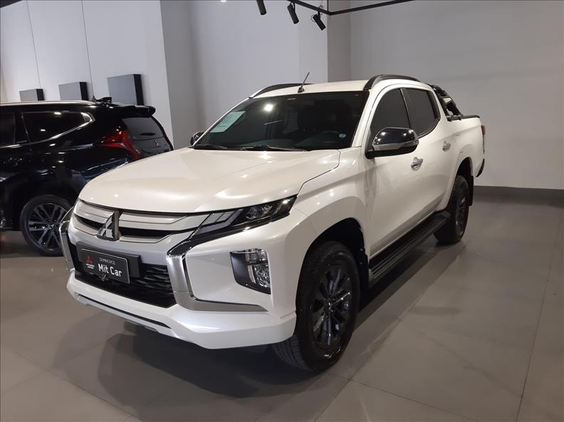 L200 TRITON  2.4 16V Turbo Sport HPE CD 4X4 1  L200 TRITON  2.4 16V Turbo Sport HPE CD 4X4 1