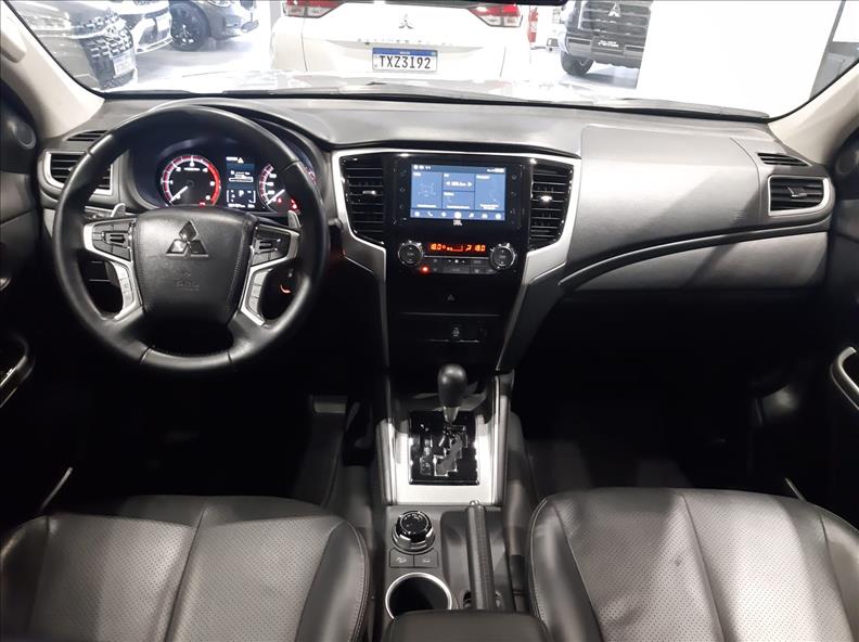  L200 TRITON  2.4 16V Turbo Sport HPE CD 4X4 7