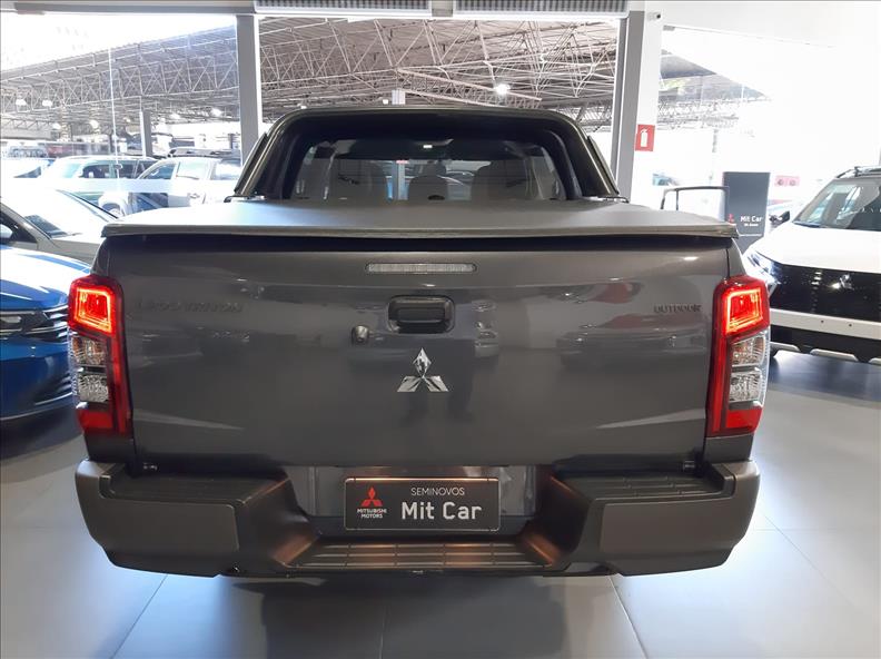  L200 TRITON  2.4 16V Turbo Sport Outdoor Plus CD 4X4 5