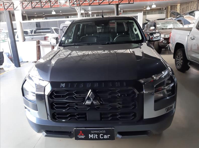  TRITON  2.4 Biturbo CD Hpe-s 4X4 2