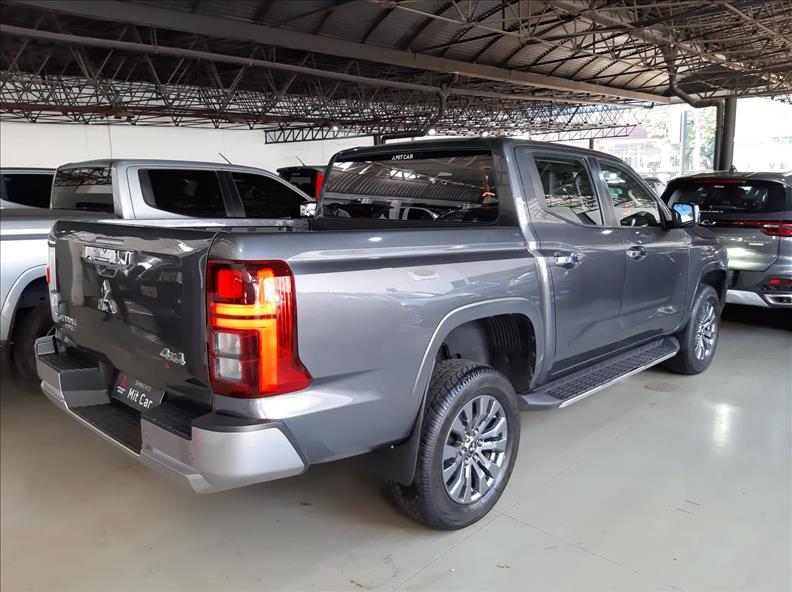  TRITON  2.4 Biturbo CD Hpe-s 4X4 3
