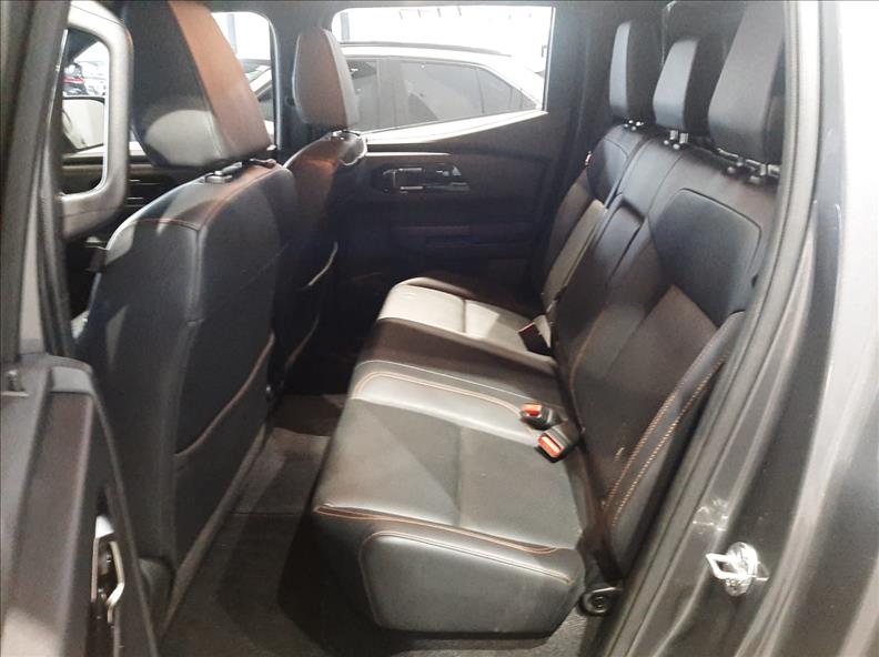  TRITON  2.4 Biturbo CD Katana 4X4 9