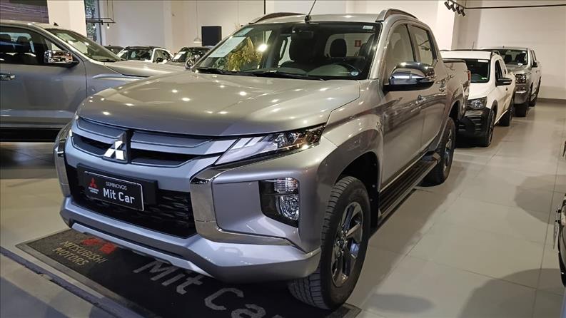  L200 TRITON  2.4 16V Turbo Sport HPE CD 4X4 1