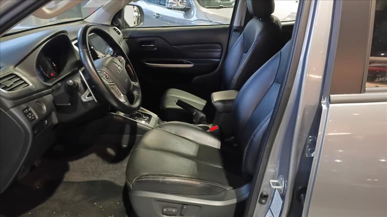  L200 TRITON  2.4 16V Turbo Sport HPE CD 4X4 8