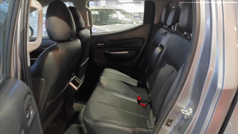  L200 TRITON  2.4 16V Turbo Sport HPE CD 4X4 9