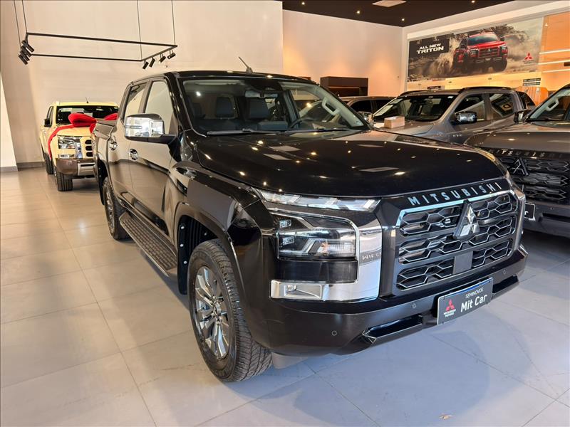  TRITON  2.4 Biturbo CD Hpe-s 4X4 