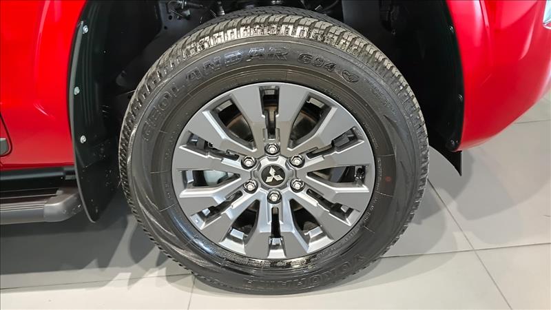  TRITON  2.4 Biturbo CD HPE 4X4 6