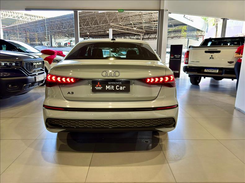  A3  2.0 TFSI Sedan Advanced 