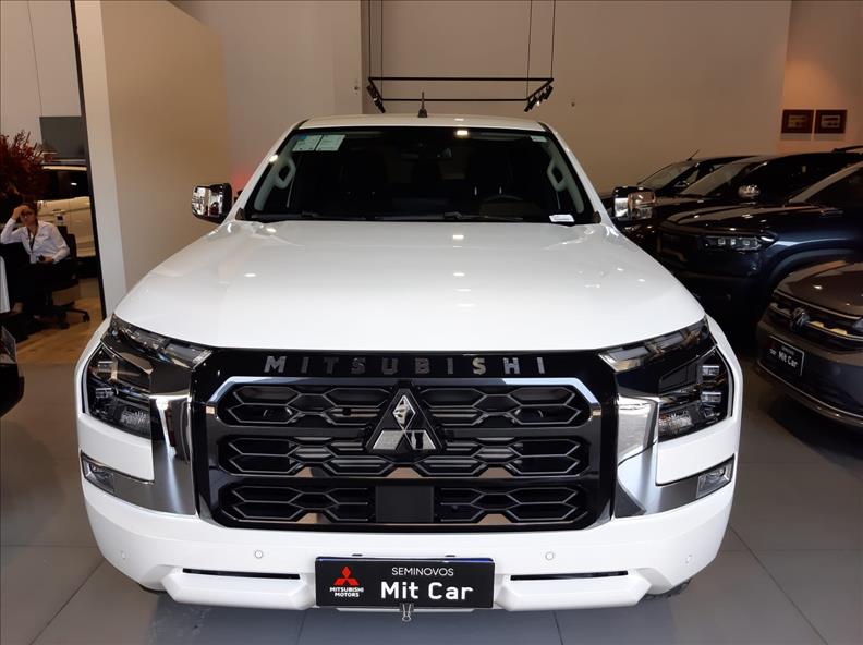  TRITON  2.4 Biturbo CD Hpe-s 4X4 2