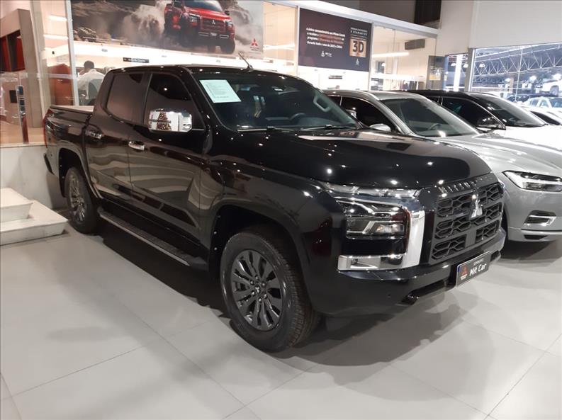  TRITON  2.4 Biturbo CD Hpe-s 4X4 