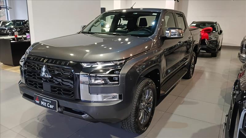  TRITON  2.4 Biturbo CD Hpe-s 4X4 1
