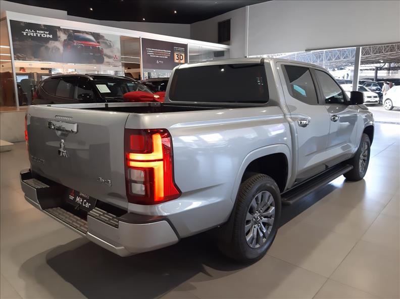  TRITON  2.4 Biturbo CD HPE 4X4 