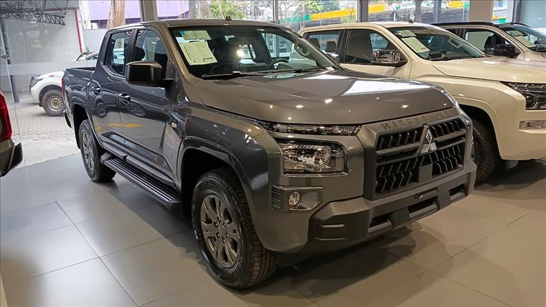  TRITON  2.4 Biturbo CD GLS 4X4 1
