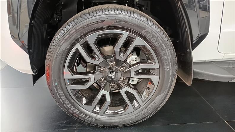  TRITON  2.4 Biturbo CD Katana 4X4 4