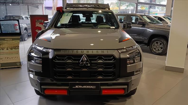  TRITON  2.4 Biturbo CD Savana 4X4 1