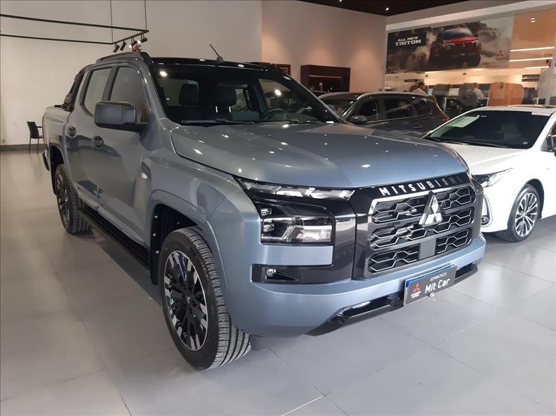  TRITON  2.4 Biturbo CD Tarmac 4X2 