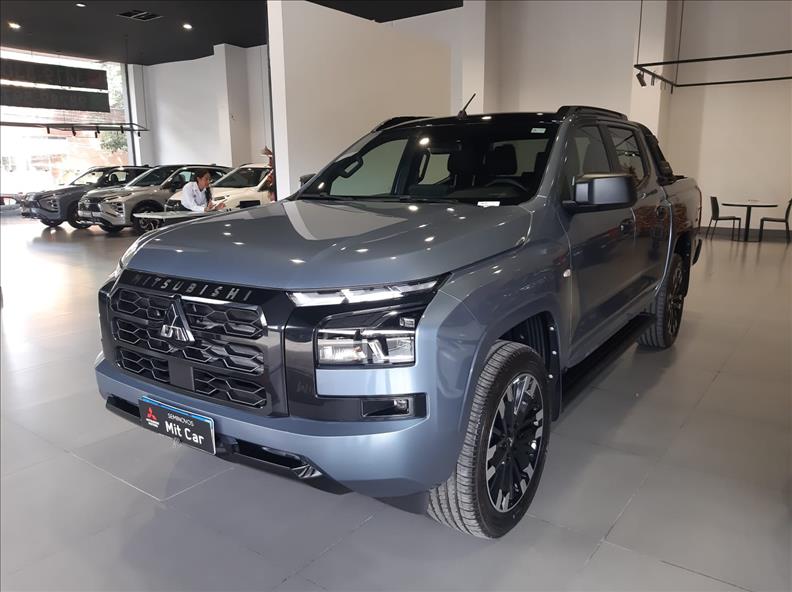  TRITON  2.4 Biturbo CD Tarmac 4X2 1