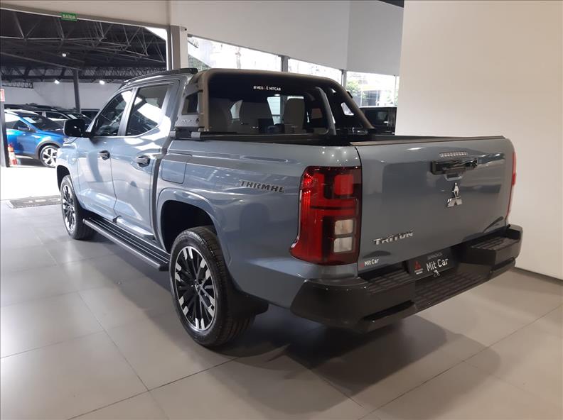  TRITON  2.4 Biturbo CD Tarmac 4X2 4