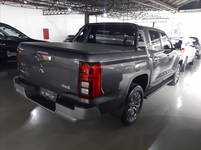  TRITON  2.4 Biturbo CD HPE 4X4 2