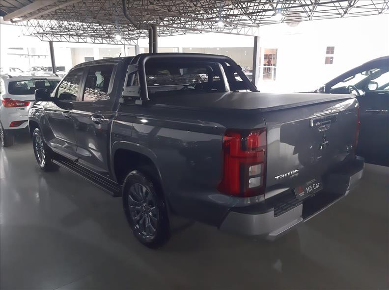  TRITON  2.4 Biturbo CD HPE 4X4 3