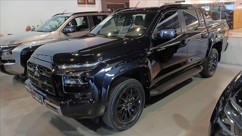  TRITON  2.4 Biturbo CD Katana 4X4 1