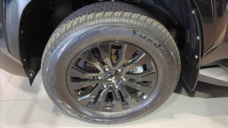  TRITON  2.4 Biturbo CD Katana 4X4 4