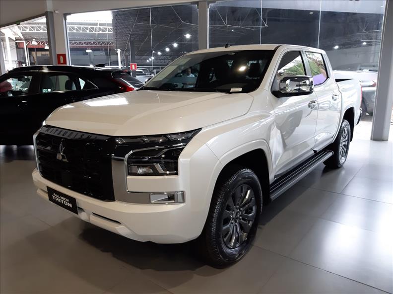  TRITON  2.4 Biturbo CD HPE 4X4 