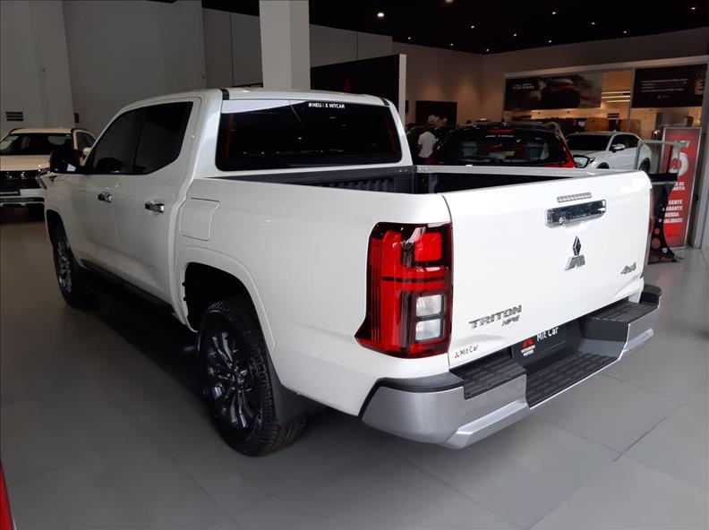  TRITON  2.4 Biturbo CD HPE 4X4 3