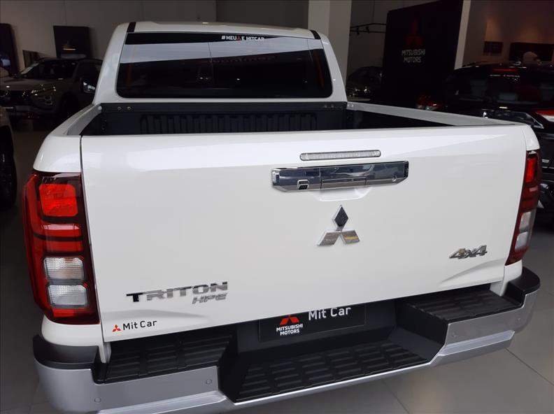  TRITON  2.4 Biturbo CD HPE 4X4 4