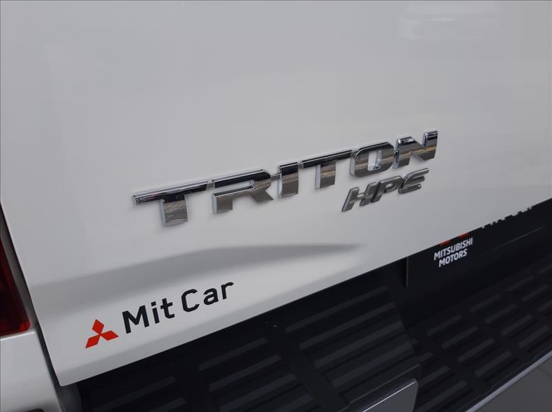  TRITON  2.4 Biturbo CD HPE 4X4 5