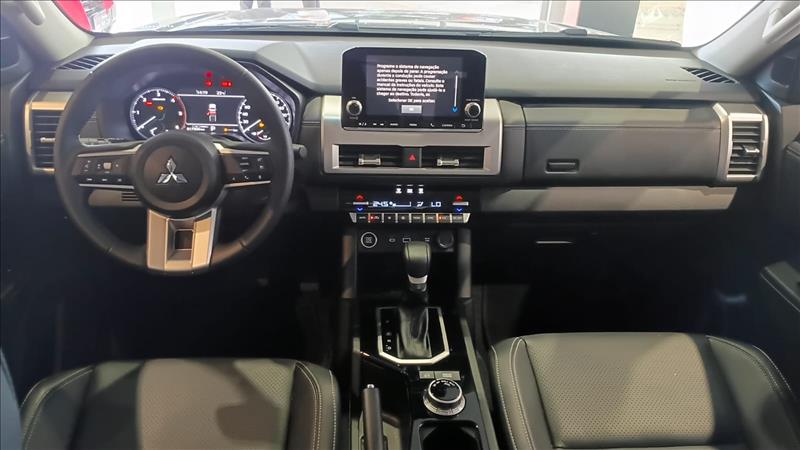  TRITON  2.4 Biturbo CD Hpe-s 4X4 7