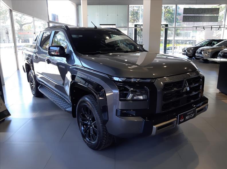  TRITON  2.4 Biturbo CD Katana 4X4 1