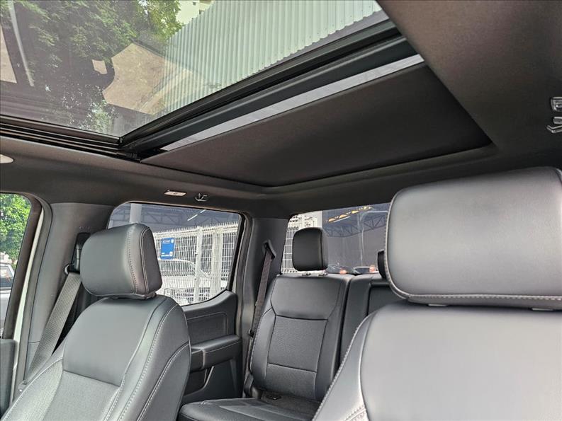  F-150  5.0 V8 CD Lariat Black FX4 11