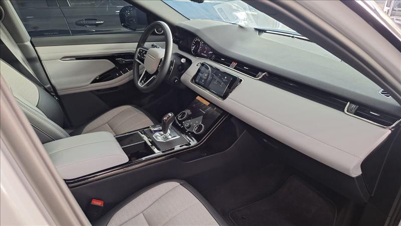  RANGE ROVER EVOQUE  2.0 P250 R-dynamic HSE AWD 5