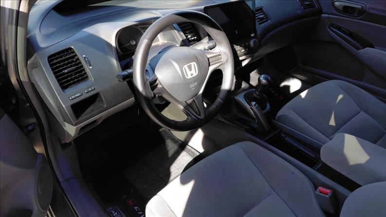  CIVIC  1.8 LXS 16V 8