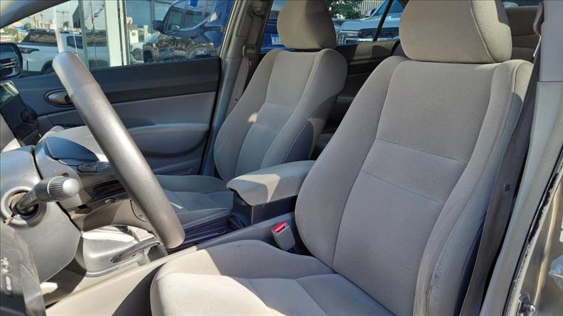  CIVIC  1.8 LXS 16V 9